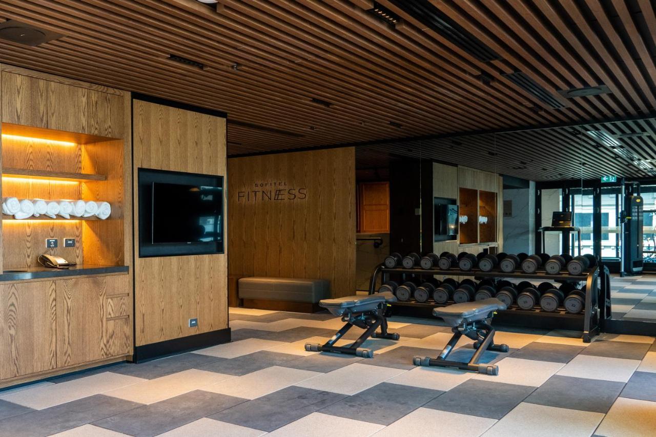 Отель Sofitel Аделаида Экстерьер фото The gym at the 108